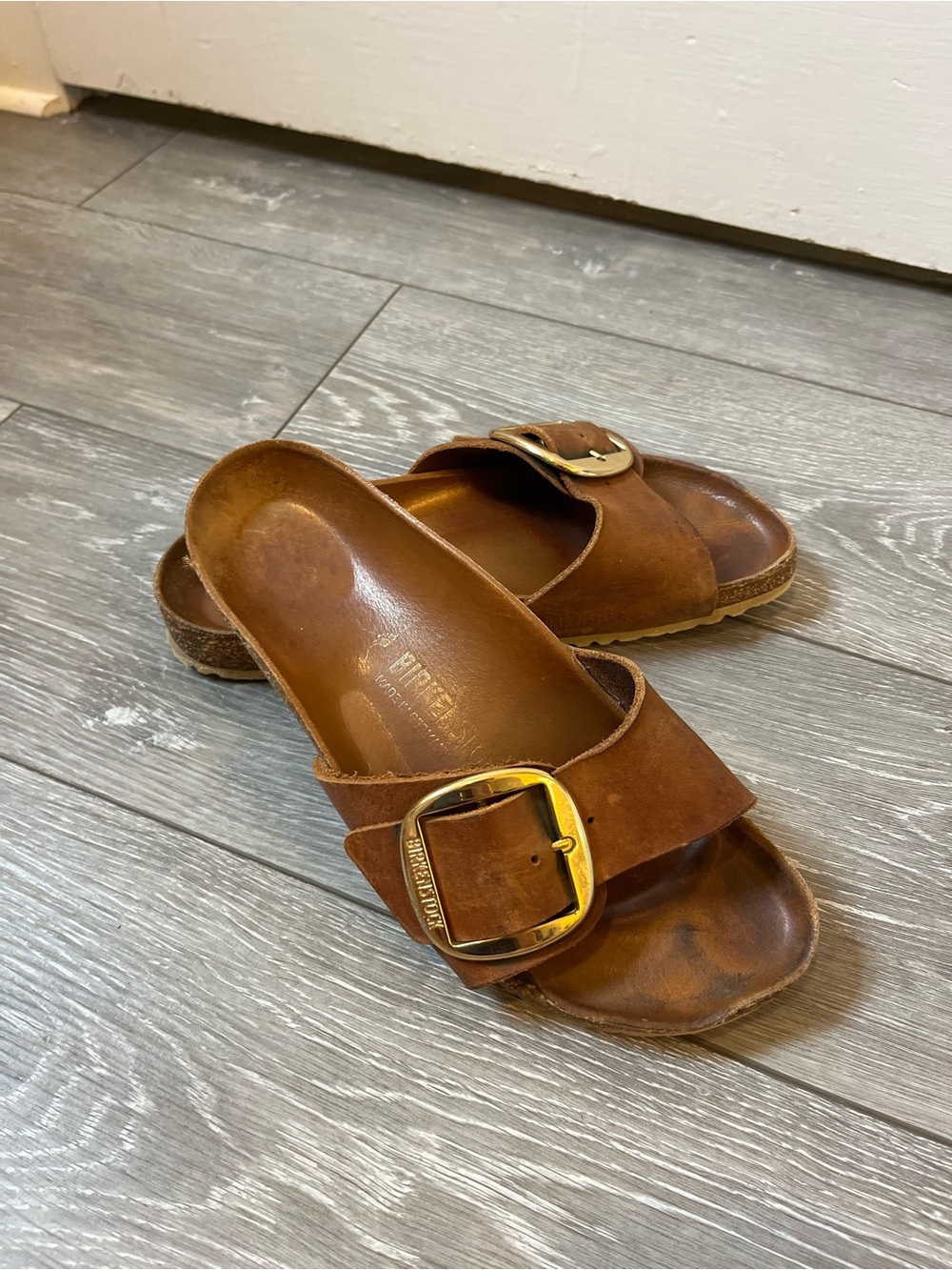 Birkenstock Madrid Big Buckle sandals in cognac oiled leather Size 40 / W 9-9.5